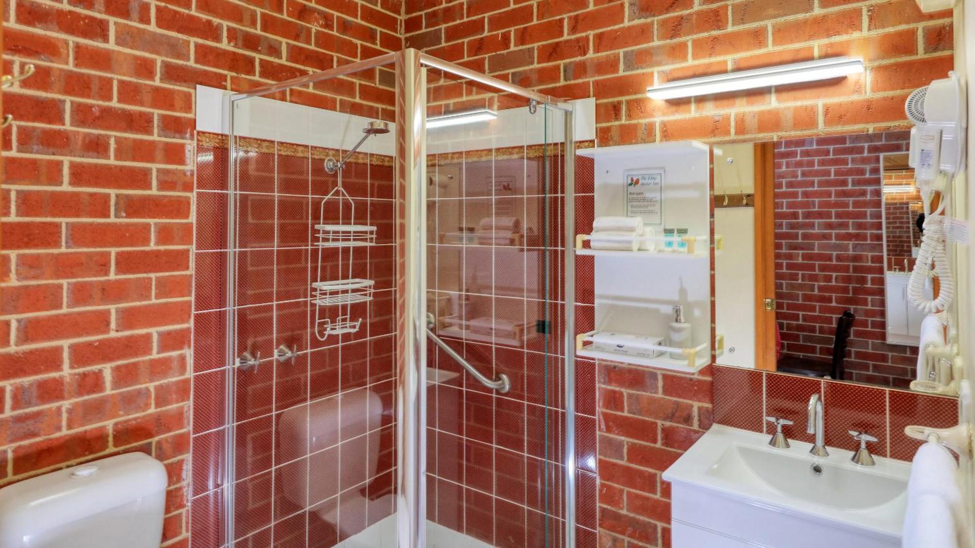 Elms Motor Inn Tumut Dış mekan fotoğraf